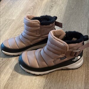 listing-status-banner